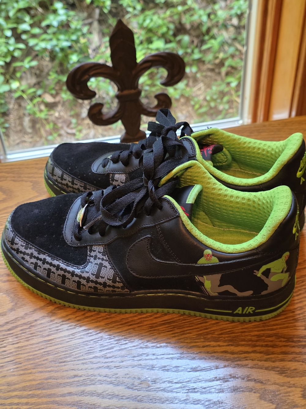 Vintage Nike Airforce 1 Premium Lucha Libre Black & Lime Green Air Sneakers Sz 9